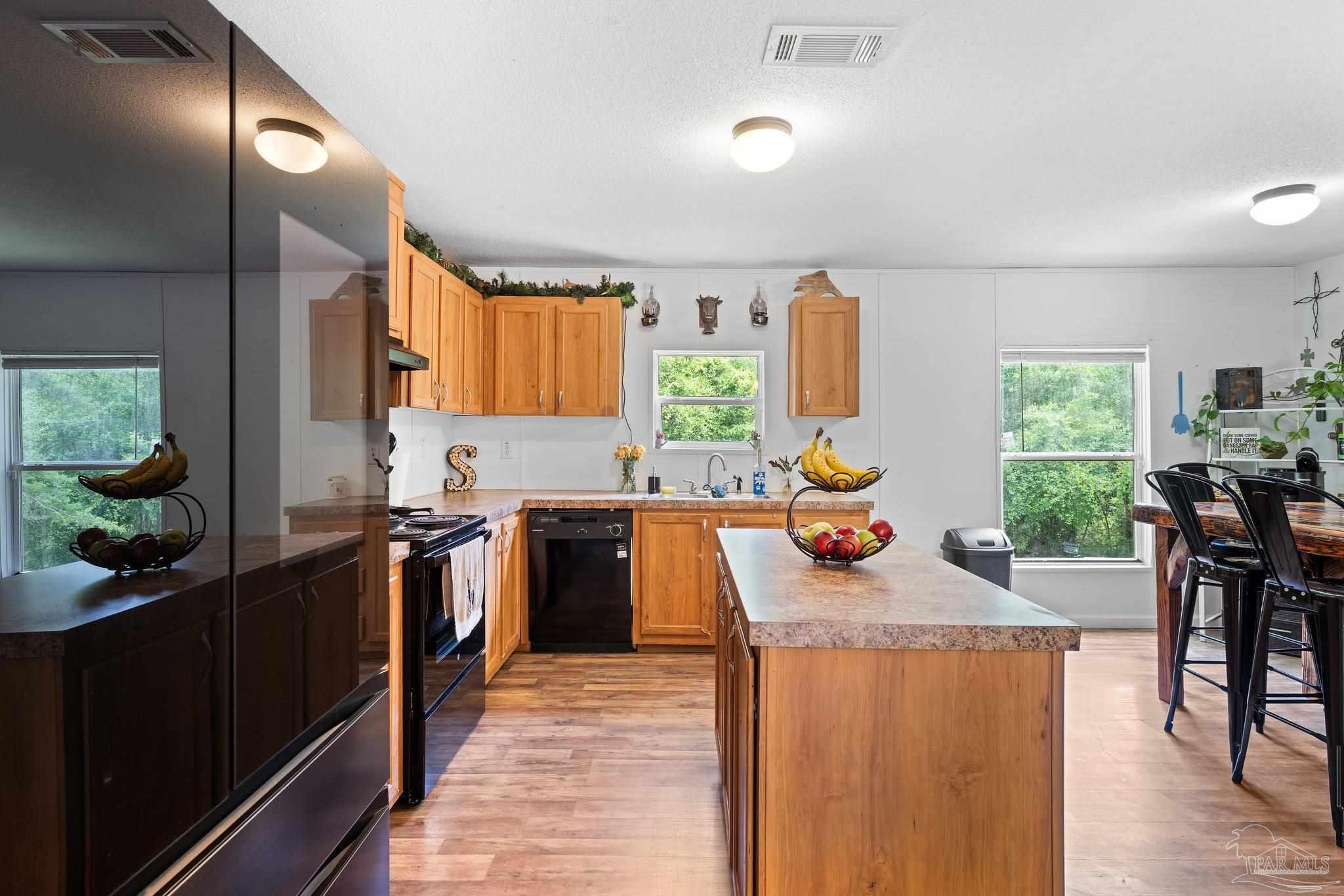 2142 Pleasant Grove Road Milton, FL 32570 - Photo 6 of 42 Gallery Image 6