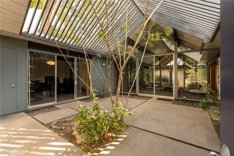 $1,650,000 | 17136 Nanette Street, Granada Hills, CA 91344