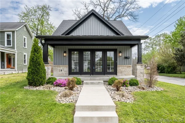 $205,000 | 1032 South Virginia Avenue, Clarksville, IN 47129