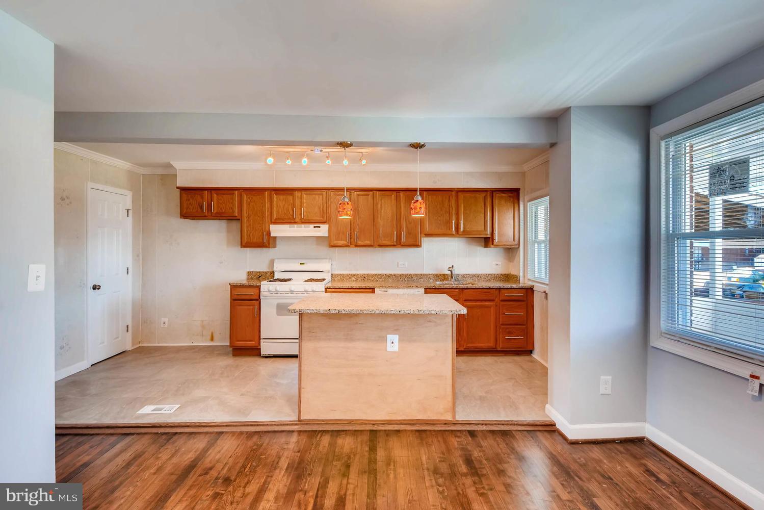 2938 Sollers Point Road Baltimore, MD 21222 - Photo 5 of 30 Kitchen