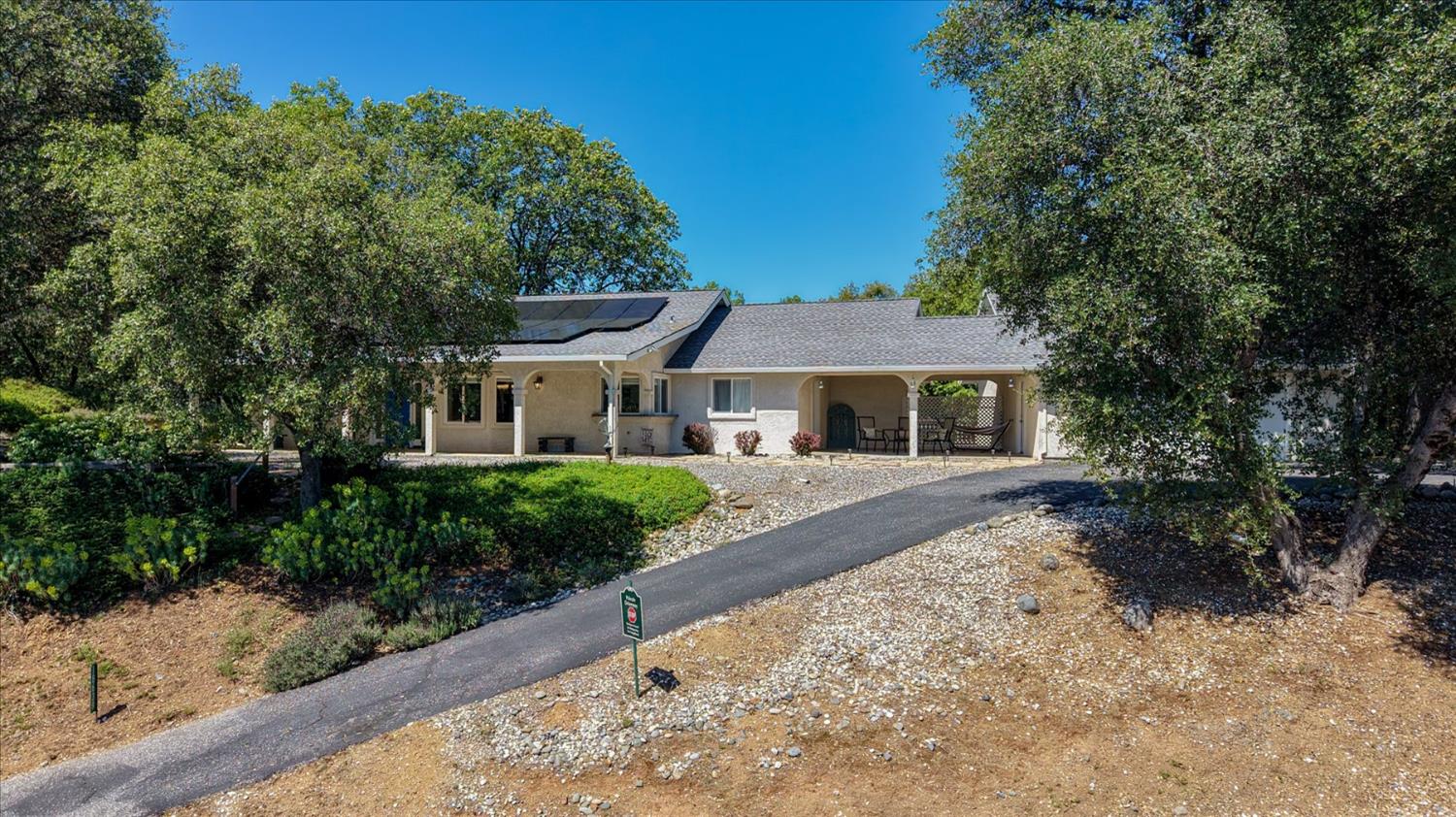 18639 Fay Ridge Court Grass Valley, CA 95949 - Photo 70 of 99 front view of a house with a yard