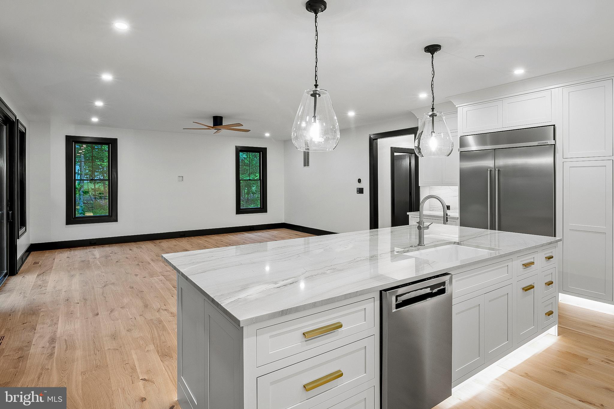 934 Chesterfield Road Annapolis, MD 21401 - Photo 18 of 73 Kitchen (alt view)
