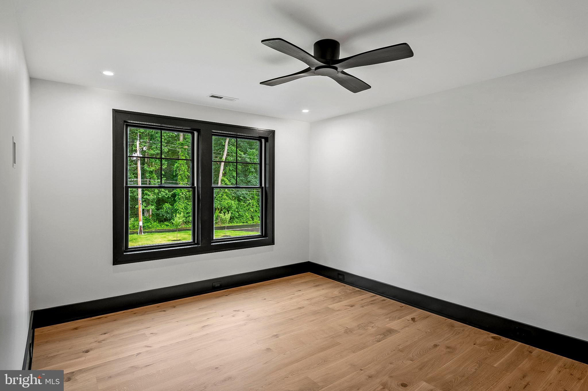 934 Chesterfield Road Annapolis, MD 21401 - Photo 40 of 73 Bedroom 4