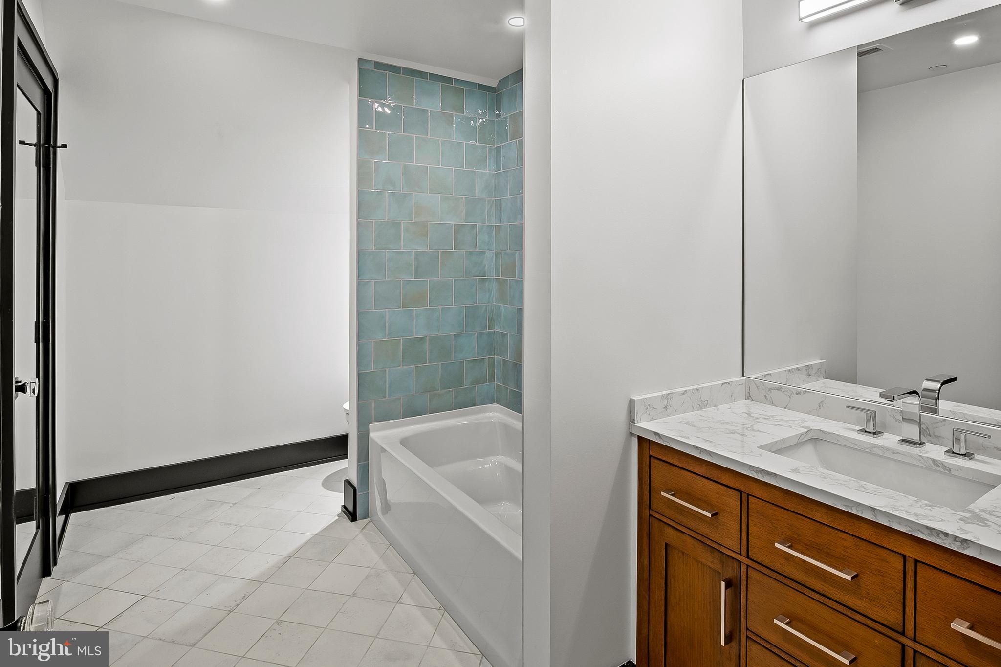 934 Chesterfield Road Annapolis, MD 21401 - Photo 43 of 73 Hall Bathroom