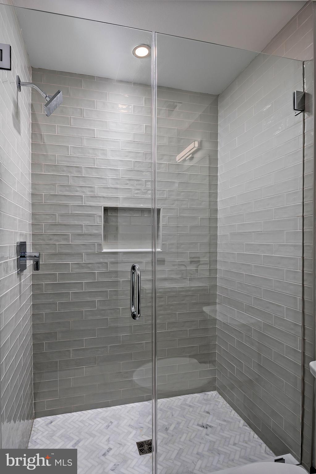 934 Chesterfield Road Annapolis, MD 21401 - Photo 54 of 73 Bathroom 4 Shower