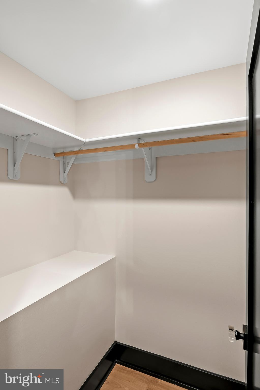 934 Chesterfield Road Annapolis, MD 21401 - Photo 55 of 73 4th Level Walk In Closet