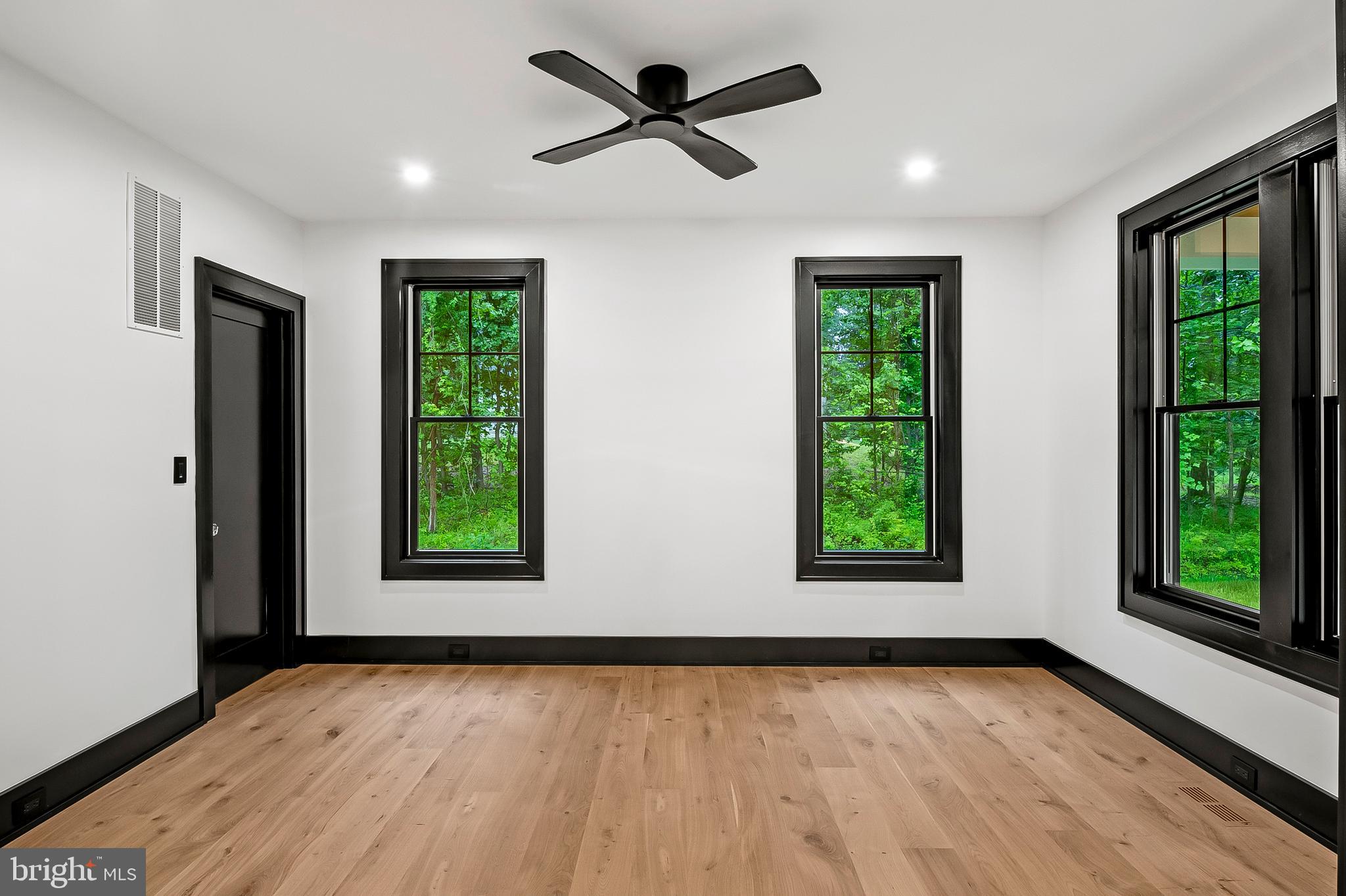 934 Chesterfield Road Annapolis, MD 21401 - Photo 6 of 73 Office