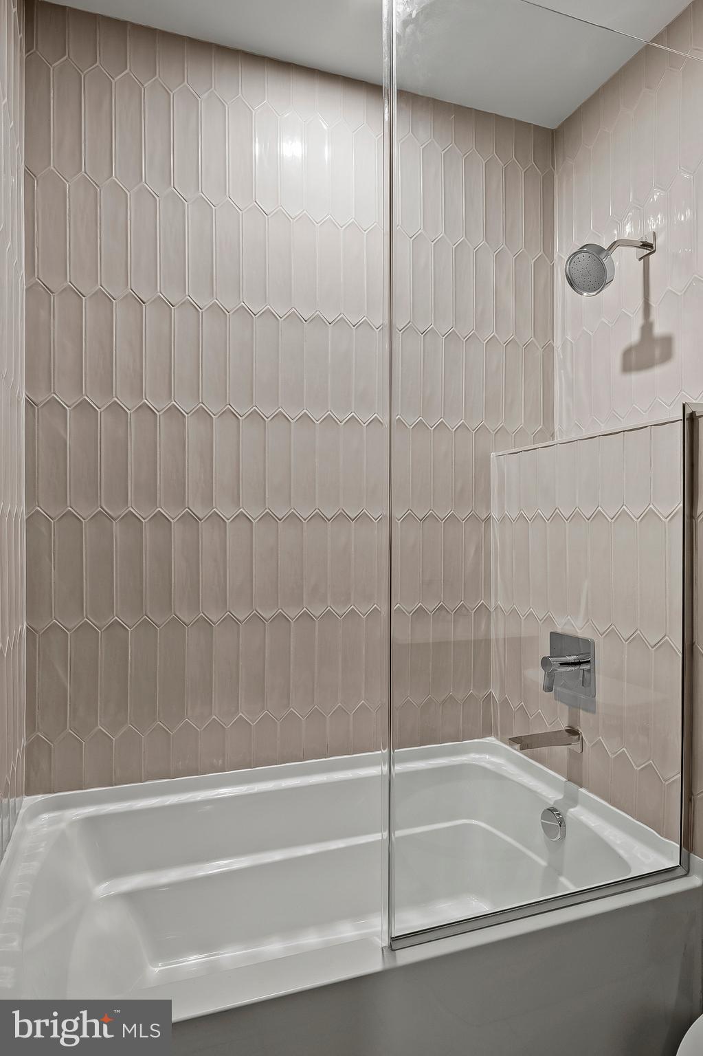 934 Chesterfield Road Annapolis, MD 21401 - Photo 64 of 73 Bathroom 5 Shower