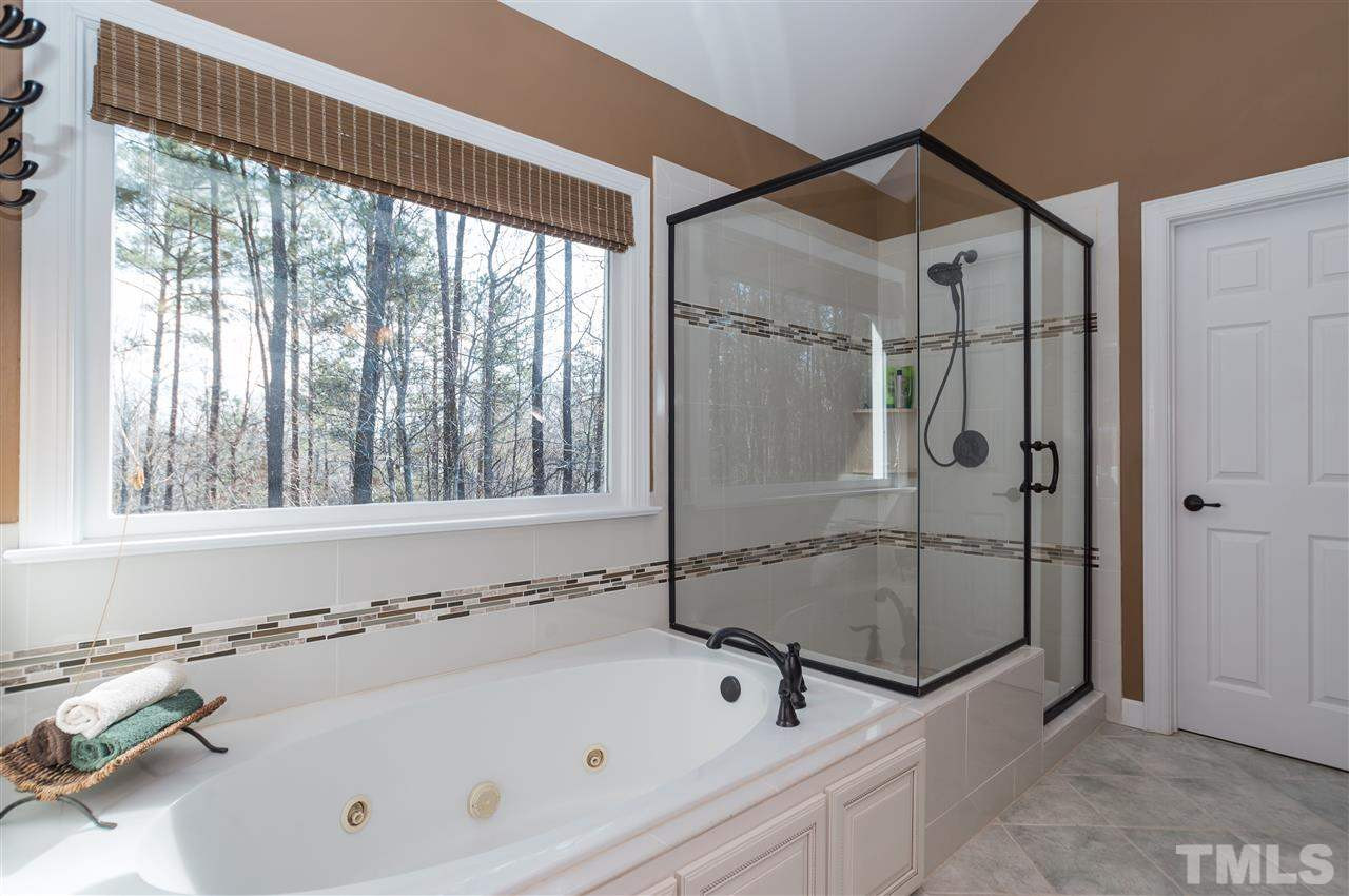 2316 Primrose Valley Court Raleigh, NC 27613 - Photo 18 of 25 Photo 18