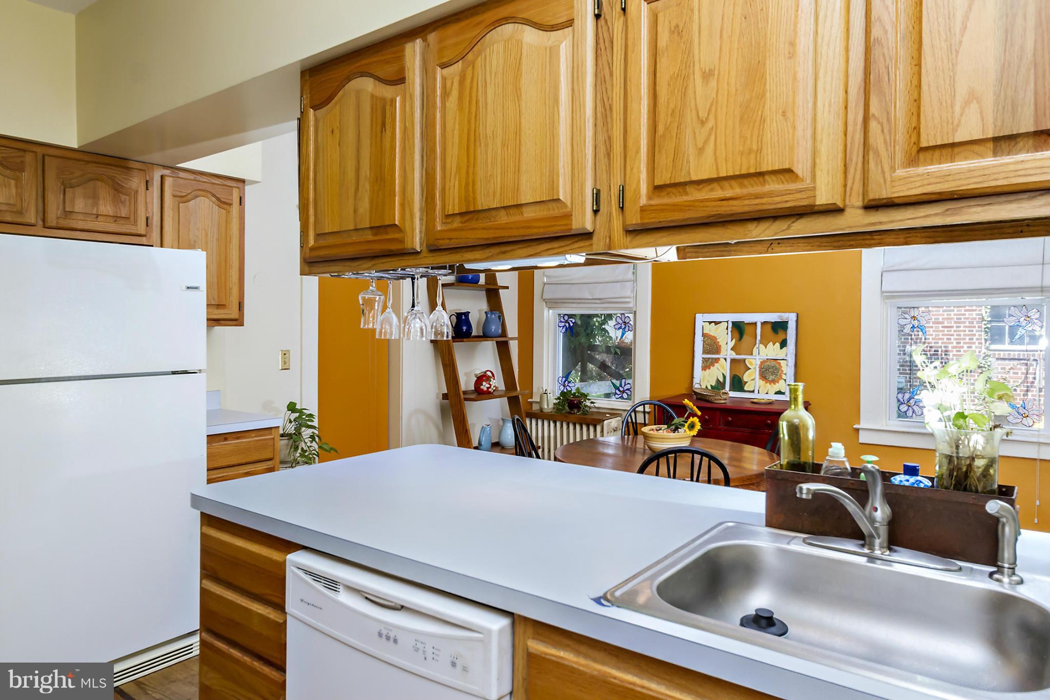 622 Stamford Road Baltimore, MD 21229 - Photo 14 of 22 Kitchen