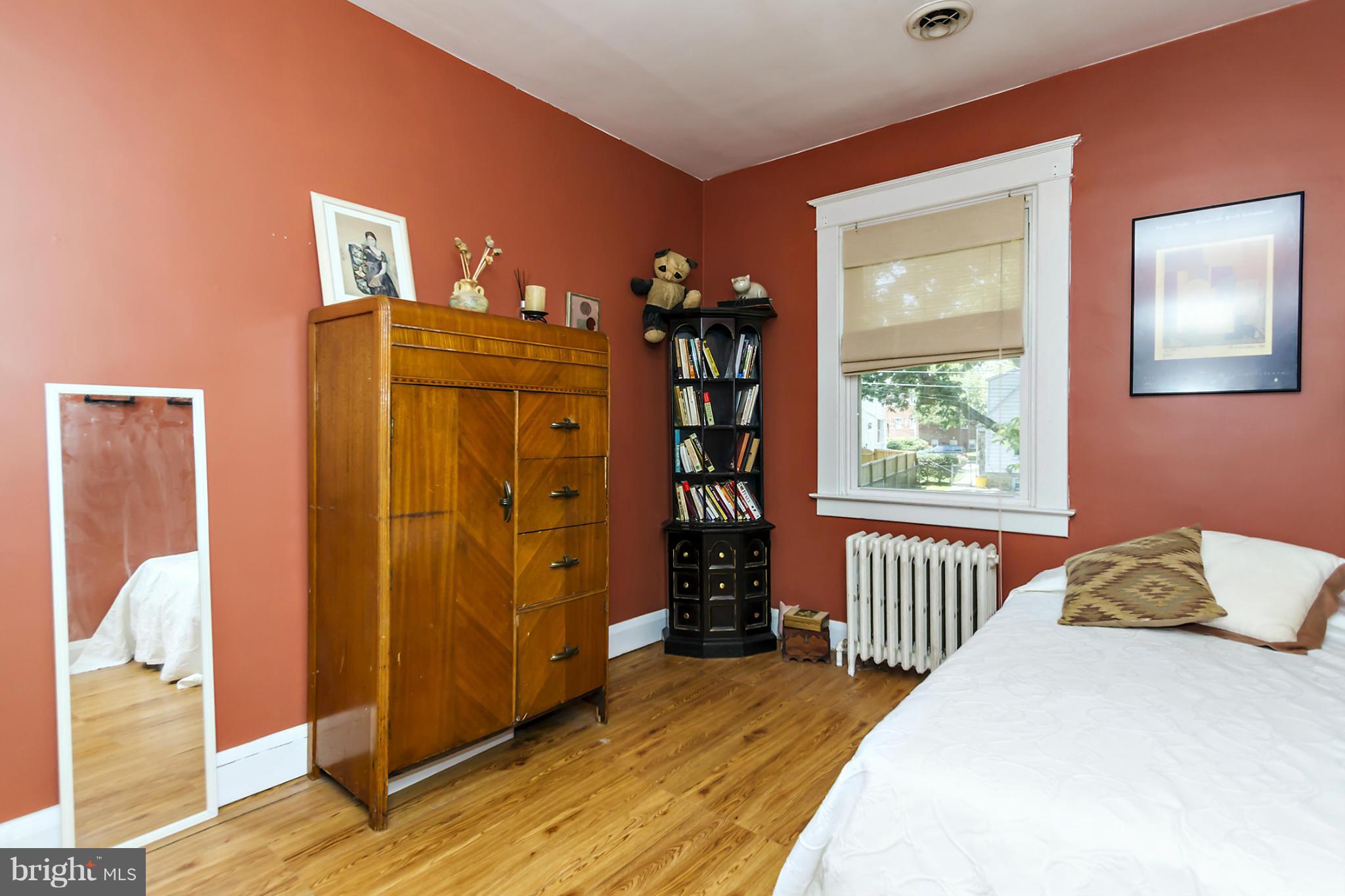 622 Stamford Road Baltimore, MD 21229 - Photo 19 of 22 Bedroom
