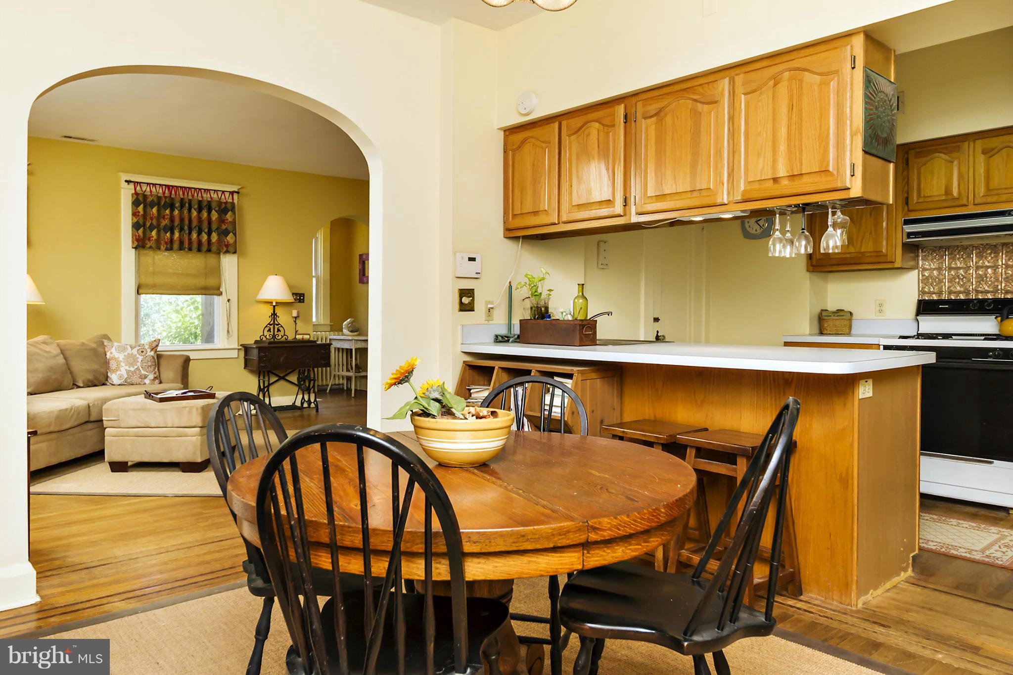 622 Stamford Road Baltimore, MD 21229 - Photo 10 of 22 Kitchen