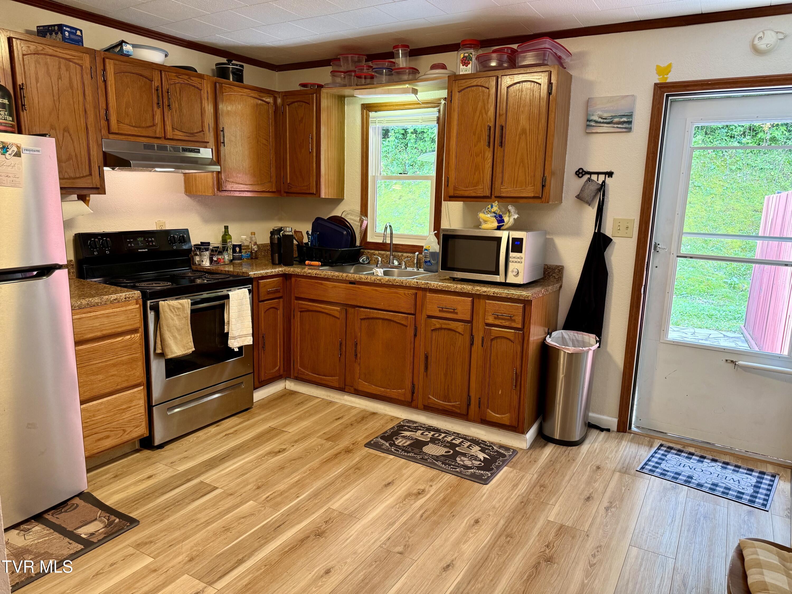 4719 Jordan Road Coeburn, VA 24230 - Photo 7 of 29 14