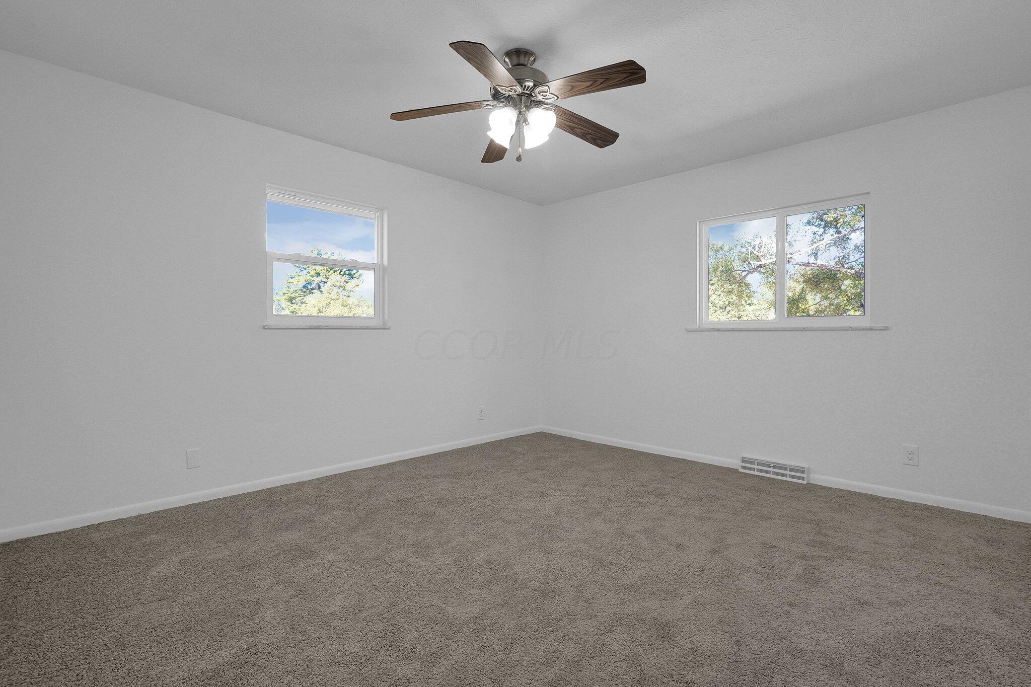 3037 Westwick Road Columbus, OH 43232 - Photo 16 of 25 16-web-or-mls-3037-westwick-rd