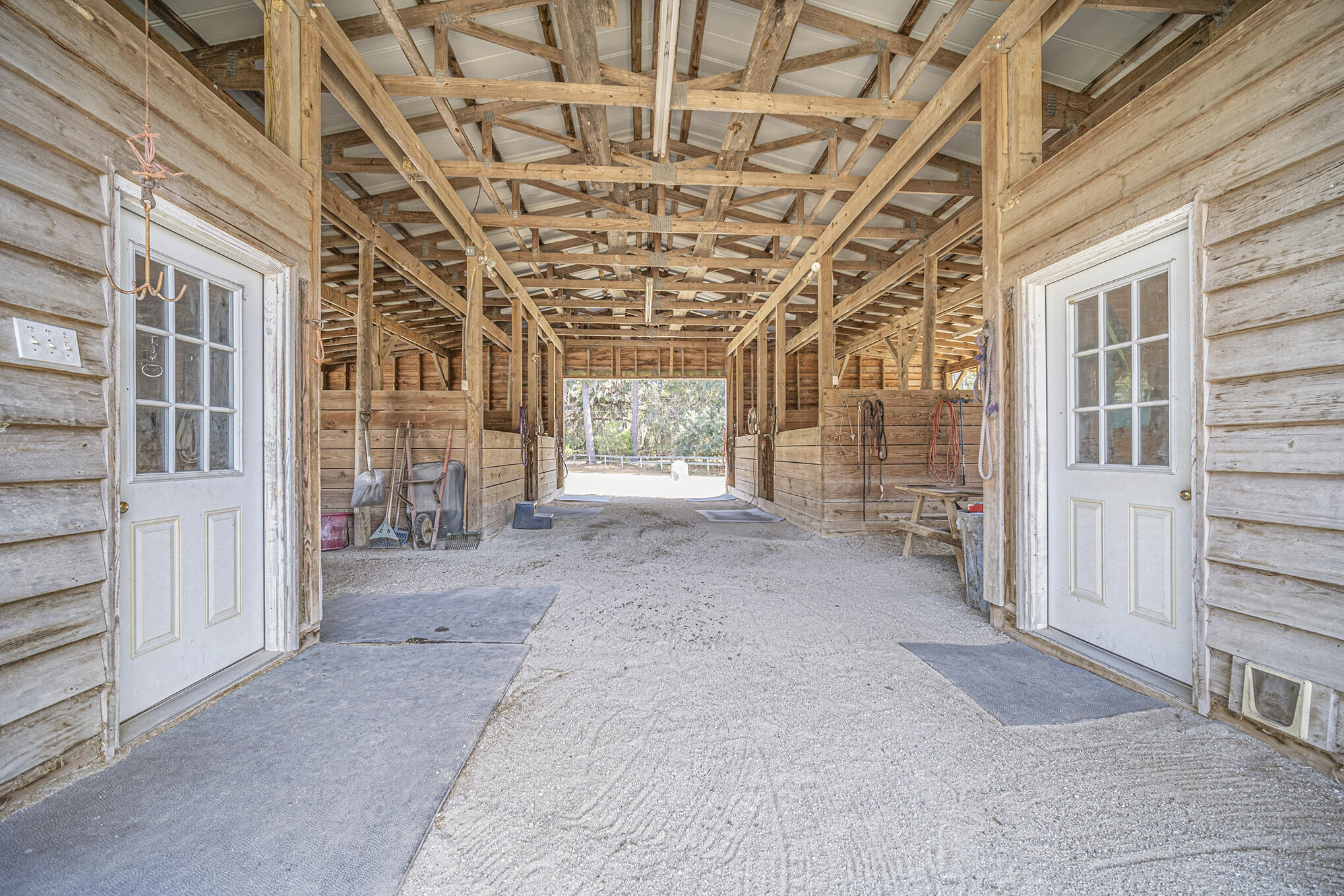 4267 Quigley Road Meggett, SC 29449 - Photo 27 of 37 Barn Center Rear
