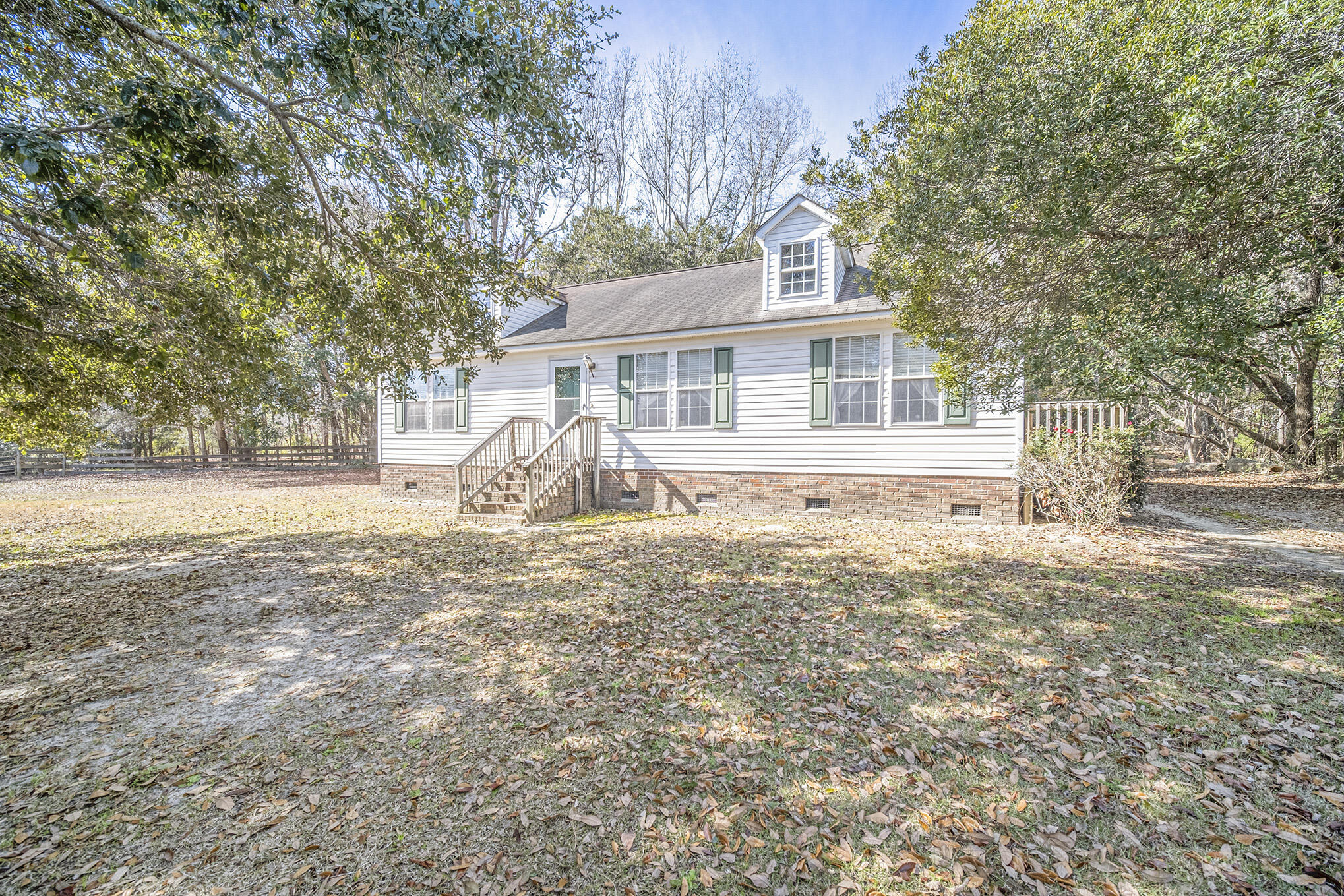 4267 Quigley Road Meggett, SC 29449 - Photo 4 of 37 Front