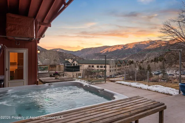 $1,200,000 | 2018 Palmer Avenue, Glenwood Springs, CO 81601
