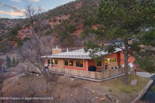 $1,200,000 | 2018 Palmer Avenue, Glenwood Springs, CO 81601