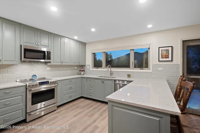 $1,200,000 | 2018 Palmer Avenue, Glenwood Springs, CO 81601