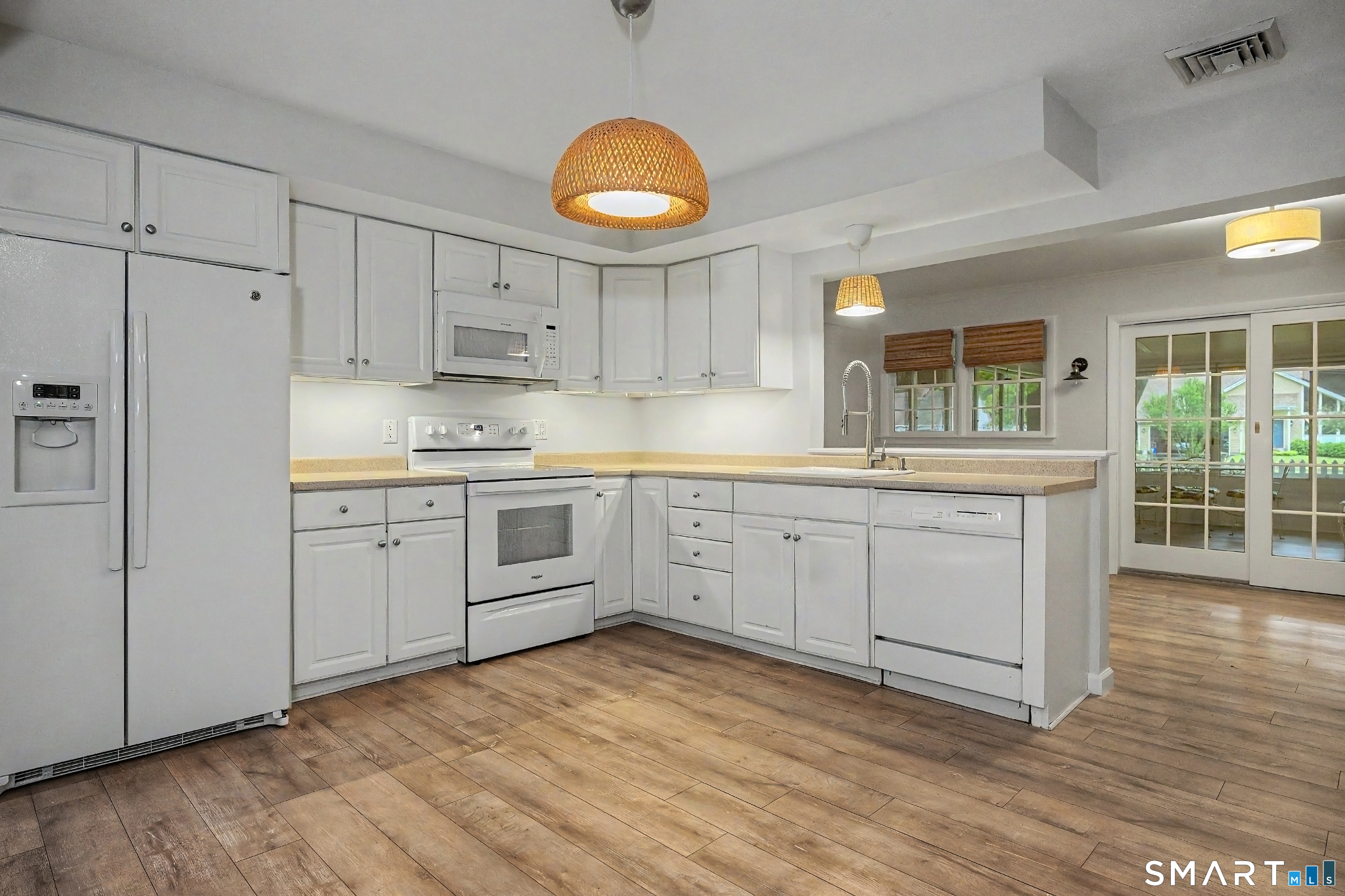 80 Dennison Road Essex, CT 06426 - Photo 4 of 30