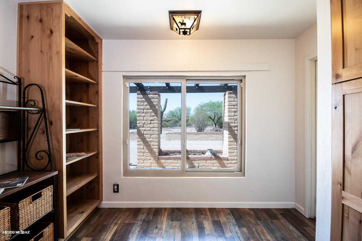 11511 East Tanque Verde Road Tucson, AZ 85749 - Photo 13 of 46 Gallery Image 13