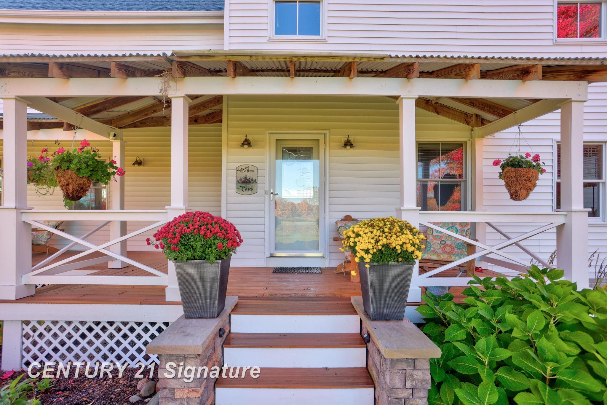 12751 Wilkinson Road Freeland, MI 48623 - Photo 4 of 96