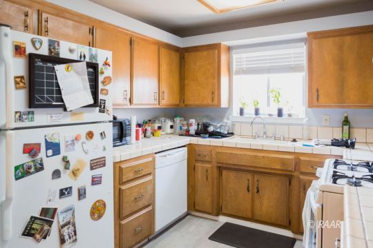 229 South Richmond Road Ridgecrest, CA 93555 - Photo 9 of 23