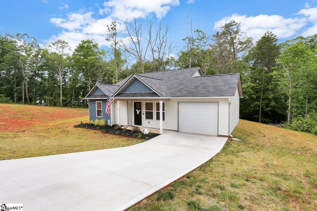 435 Foliage Court Inman, SC 29349 - Photo 2 of 36