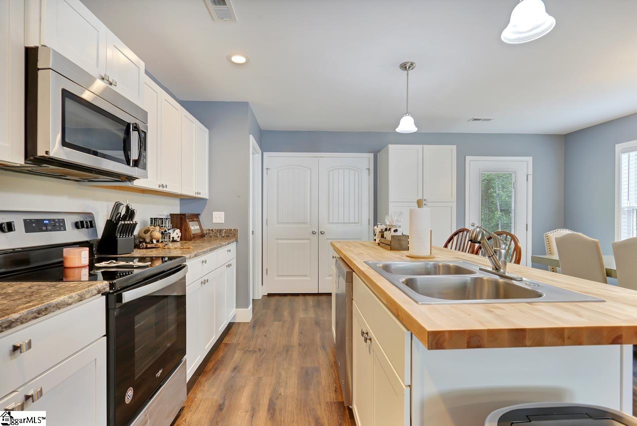 435 Foliage Court Inman, SC 29349 - Photo 12 of 36