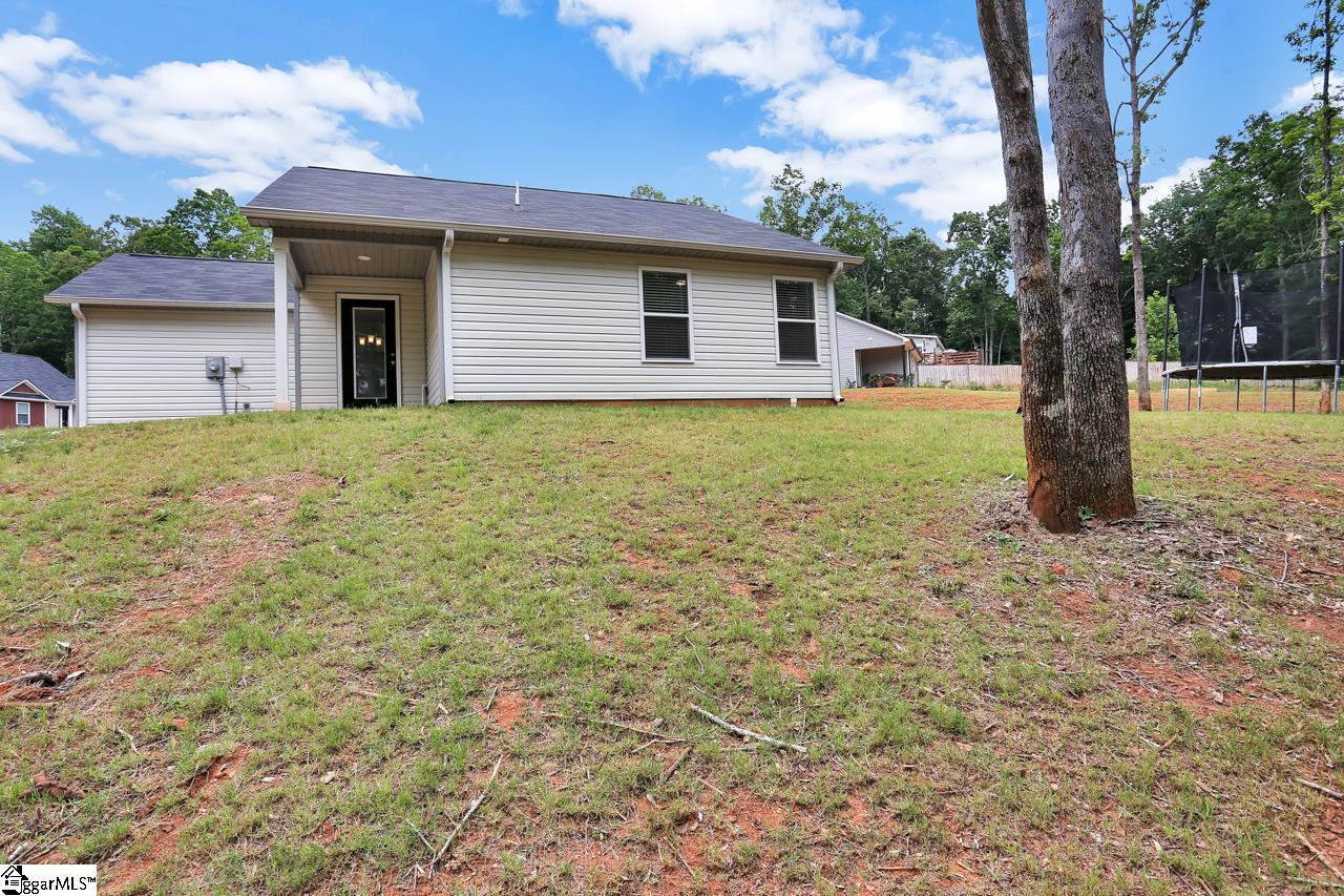 435 Foliage Court Inman, SC 29349 - Photo 27 of 36