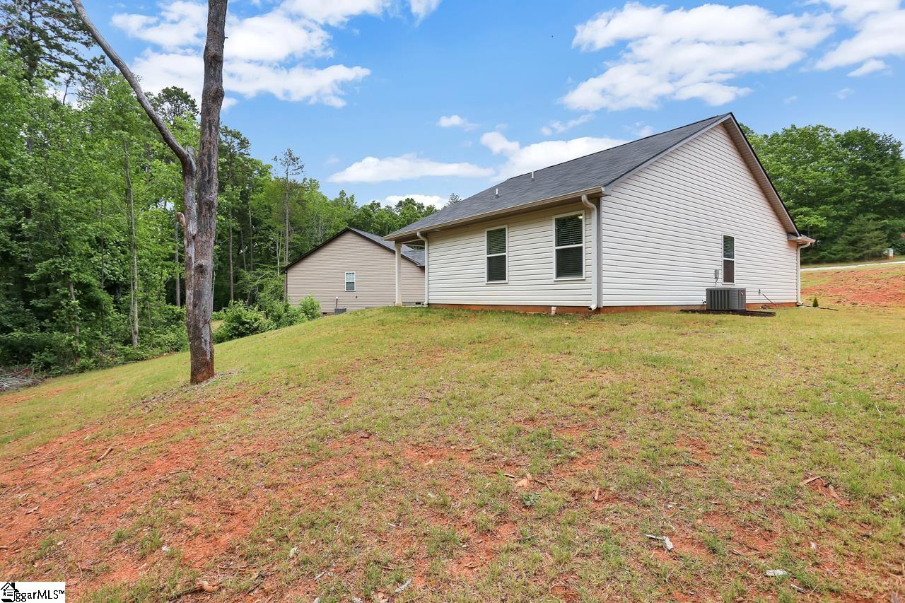 435 Foliage Court Inman, SC 29349 - Photo 29 of 36