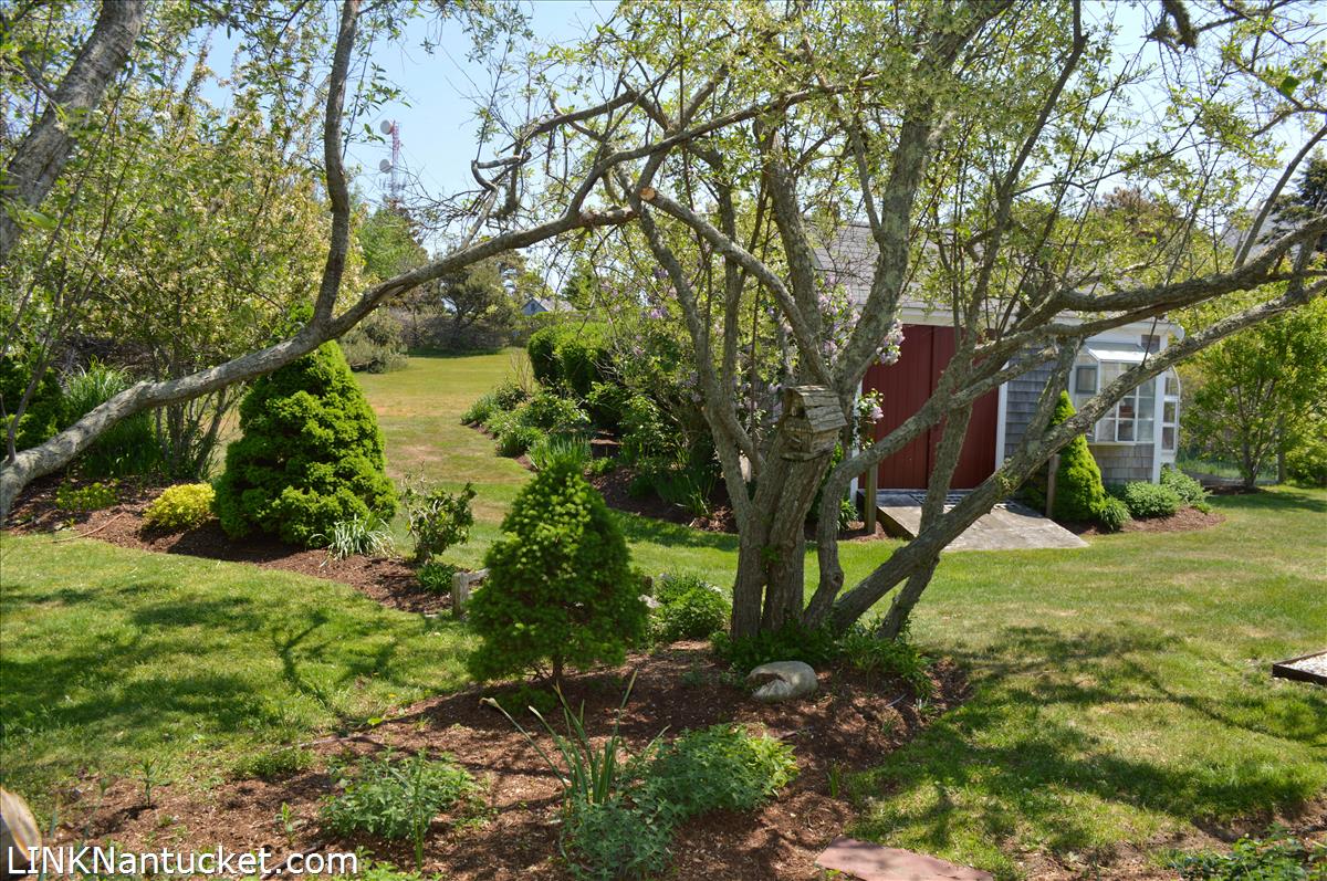 11 Swift Rock Road Nantucket, MA 02554 - Photo 21 of 29 Gallery Image 21
