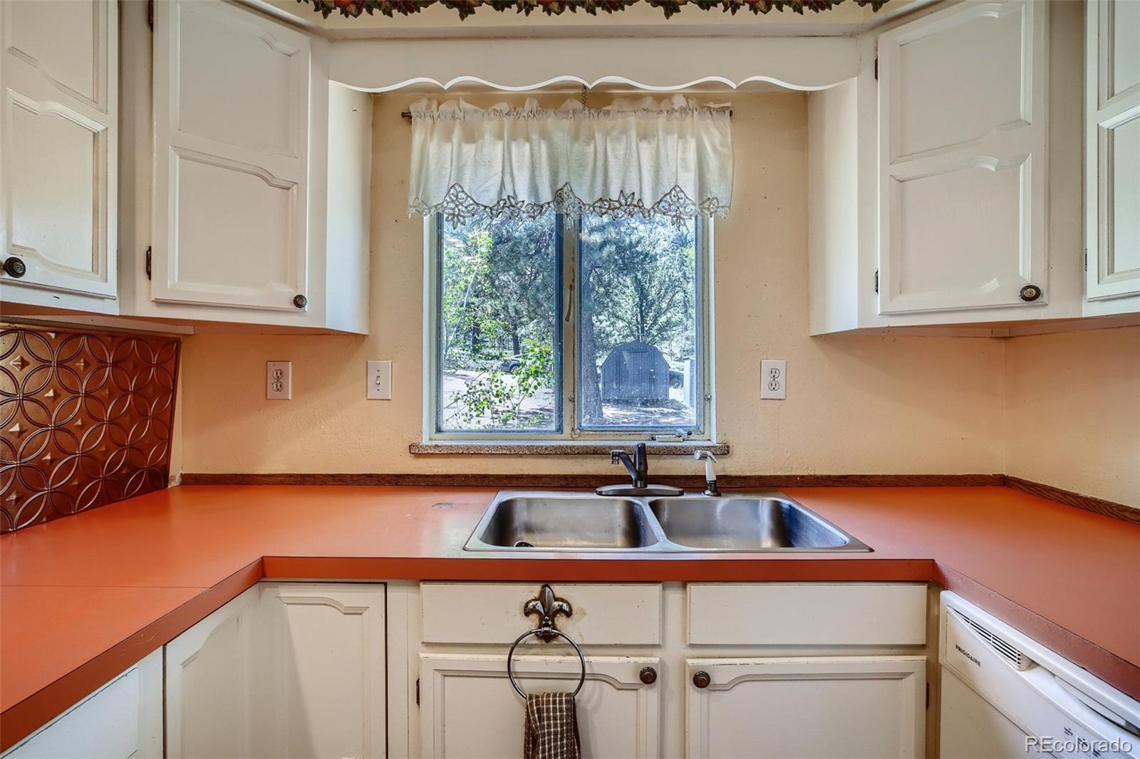 17 Bartimous Road Bailey, CO 80421 - Photo 11 of 28