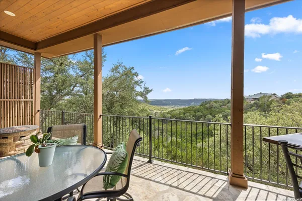 $769,500 | 106 Hannah Lane, Boerne, TX 78006