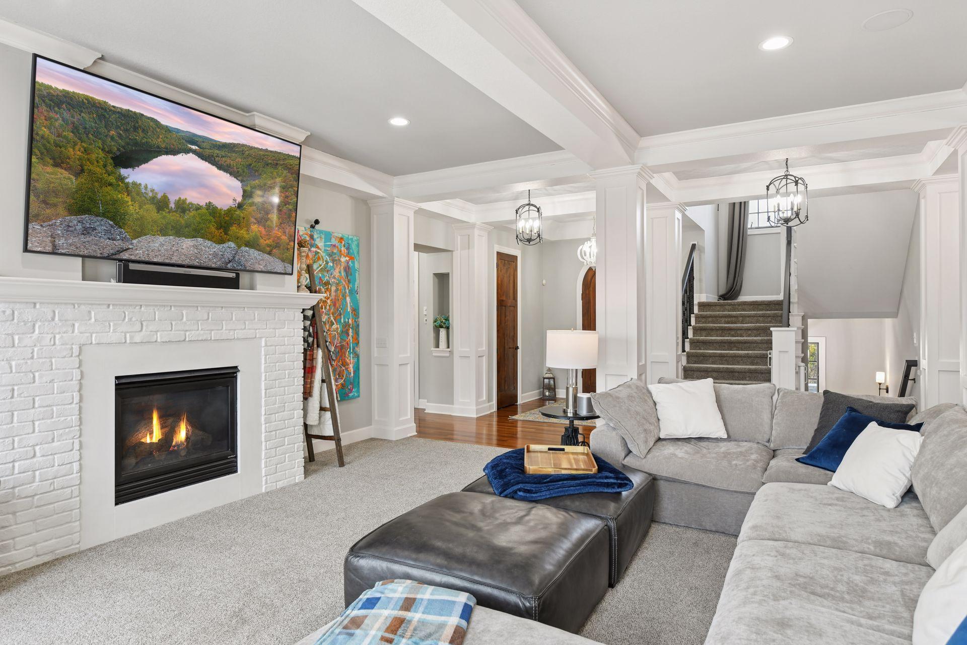 9787 Sky Lane Eden Prairie, MN 55347 - Photo 8 of 71