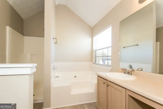 $1,910 | 6650 Etterlee Drive, Stone Mountain, GA 30087