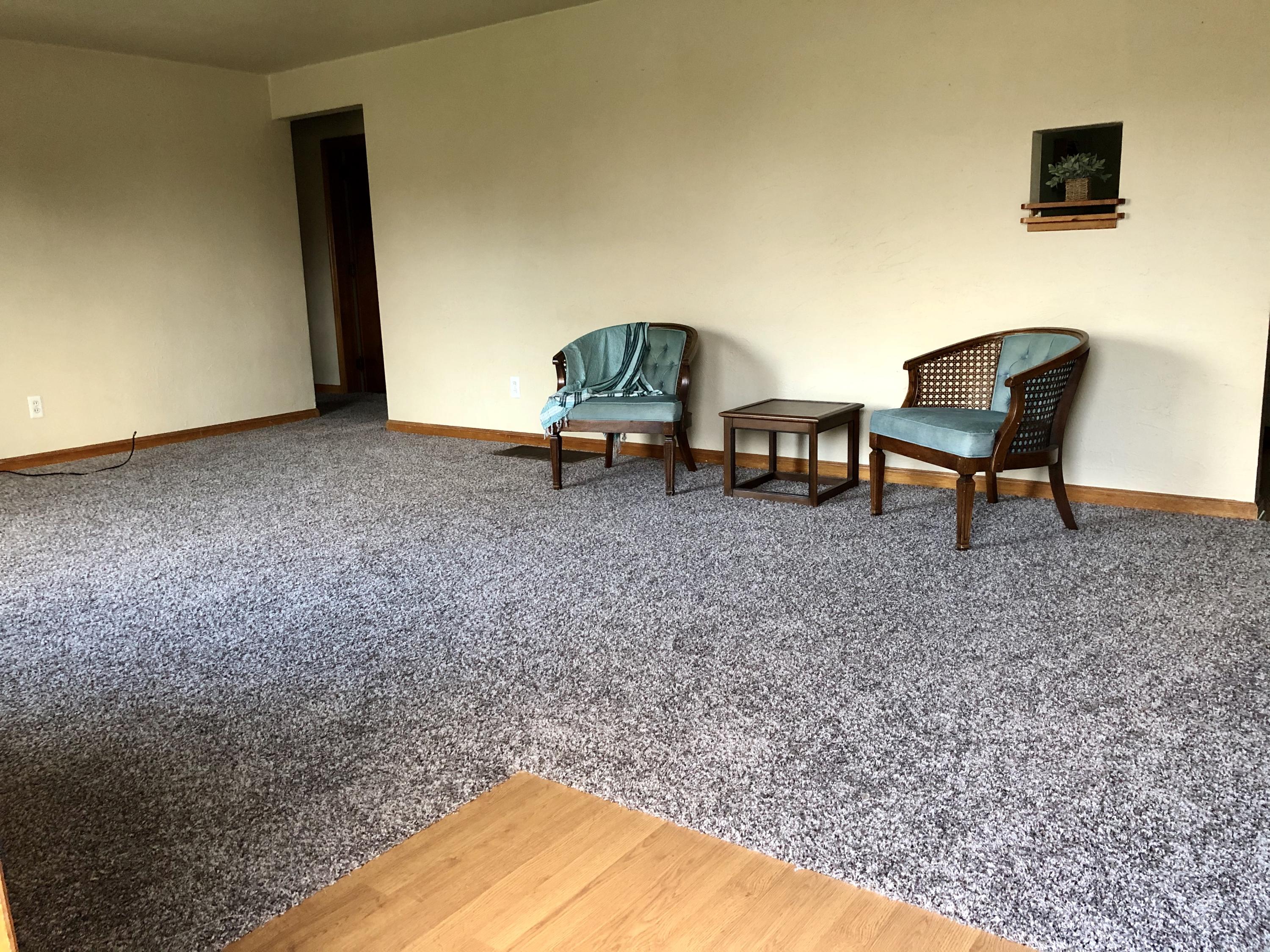 935 Fruitland Road Springfield, OH 45503 - Photo 2 of 35