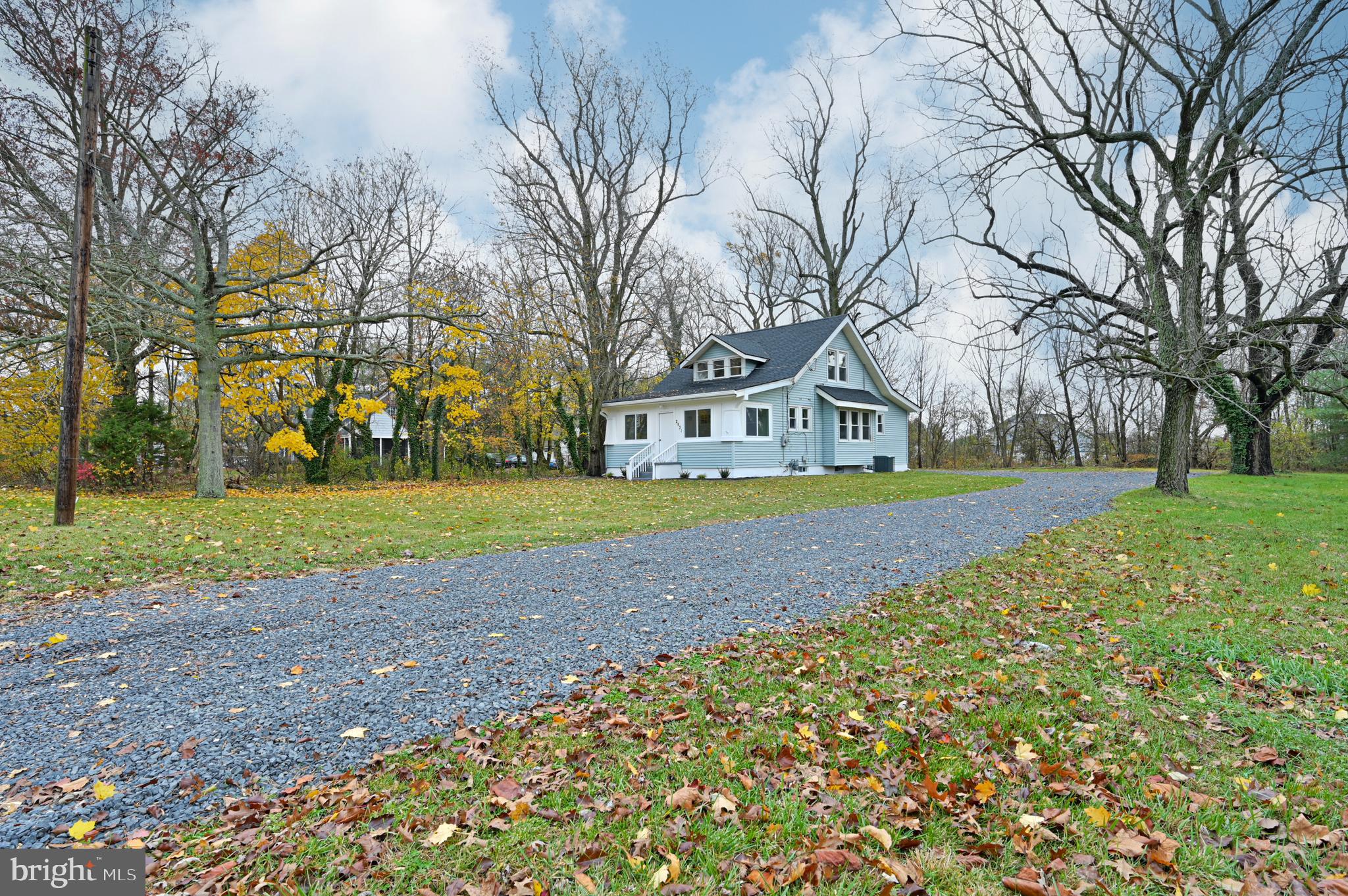 2531 East Chestnut Avenue Vineland, NJ 08361 - Photo 2 of 40