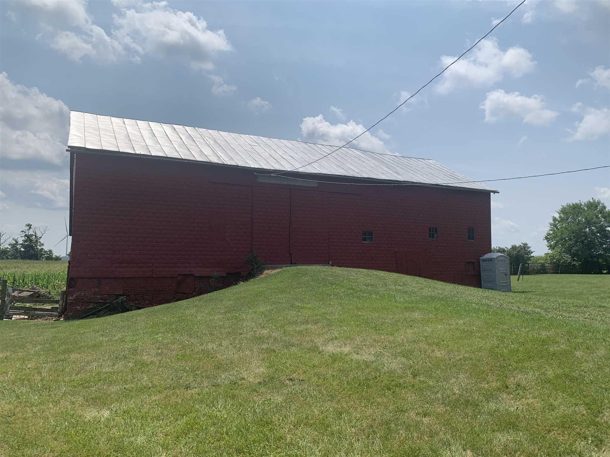 6082 South Como Road Portland, IN 47371 - Photo 3 of 21 Gallery Image 3