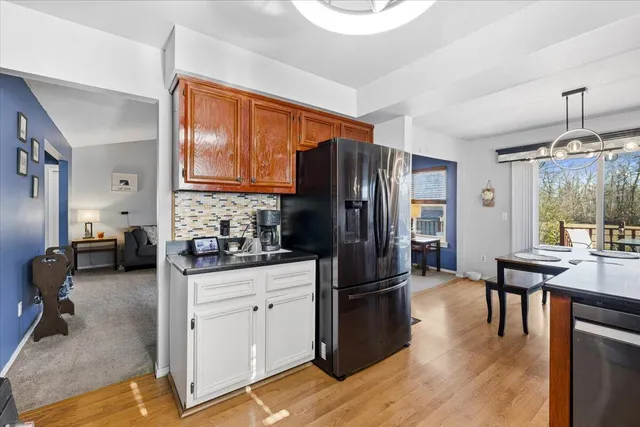 $370,000 | 1364 Milverton Drive, Troy, MI 48083