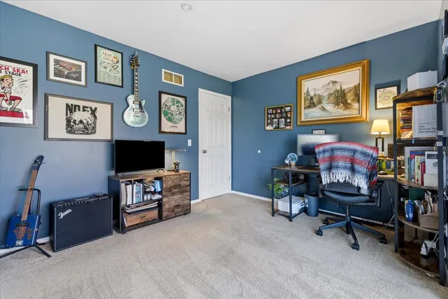 $370,000 | 1364 Milverton Drive, Troy, MI 48083