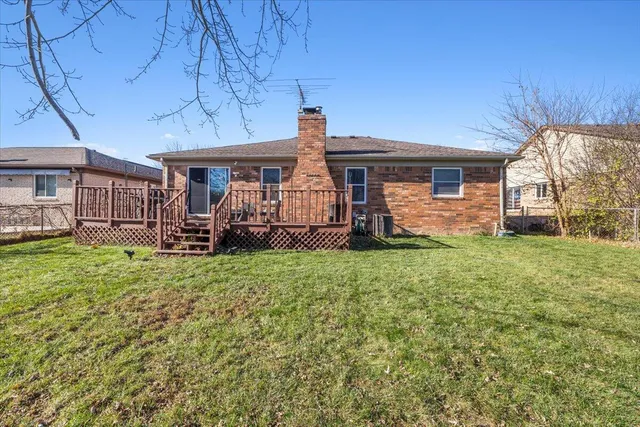 $370,000 | 1364 Milverton Drive, Troy, MI 48083