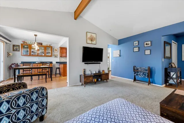 $370,000 | 1364 Milverton Drive, Troy, MI 48083