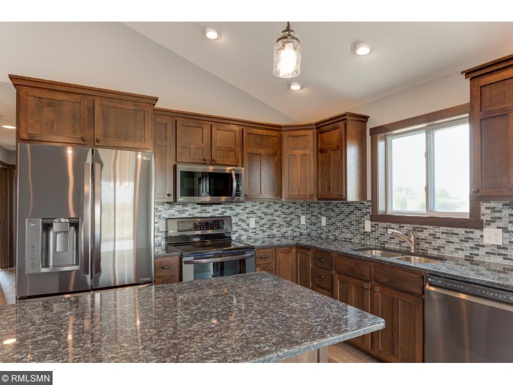 284 Prairie Road New Richmond, WI 54017 - Photo 11 of 24 Gallery Image 11