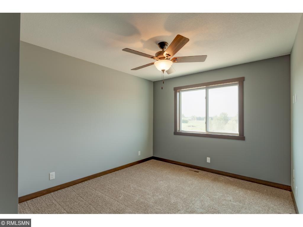 284 Prairie Road New Richmond, WI 54017 - Photo 17 of 24 Gallery Image 17