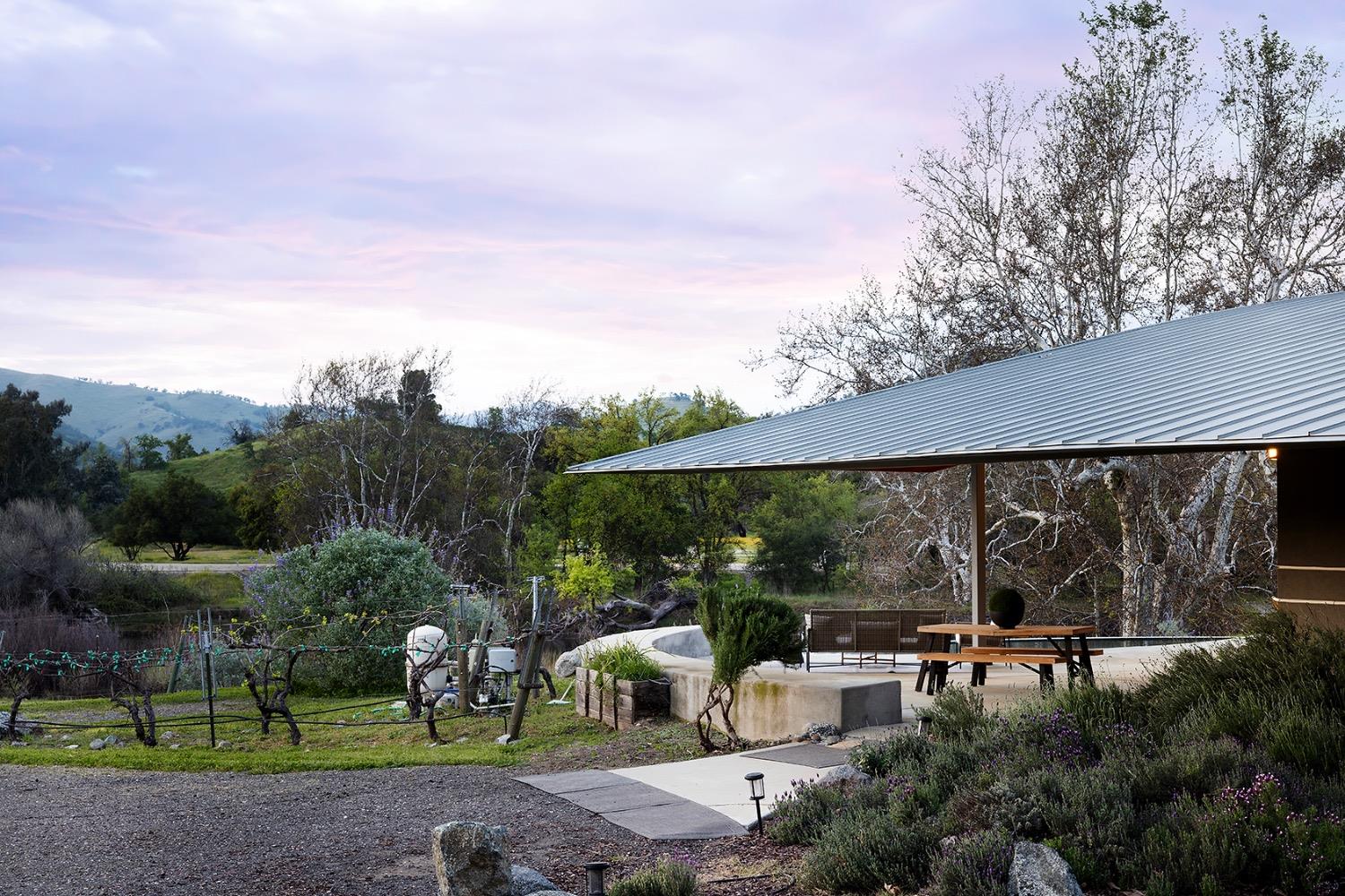 26210 Elwood Road Sanger, CA 93657 - Photo 28 of 36 a view of backyard with outdoor seating and green space