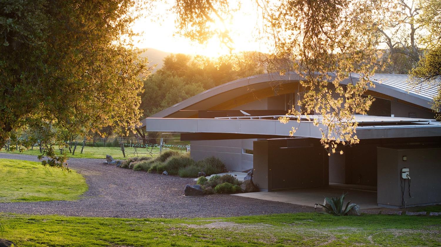 26210 Elwood Road Sanger, CA 93657 - Photo 4 of 36 a view of a house with a yard