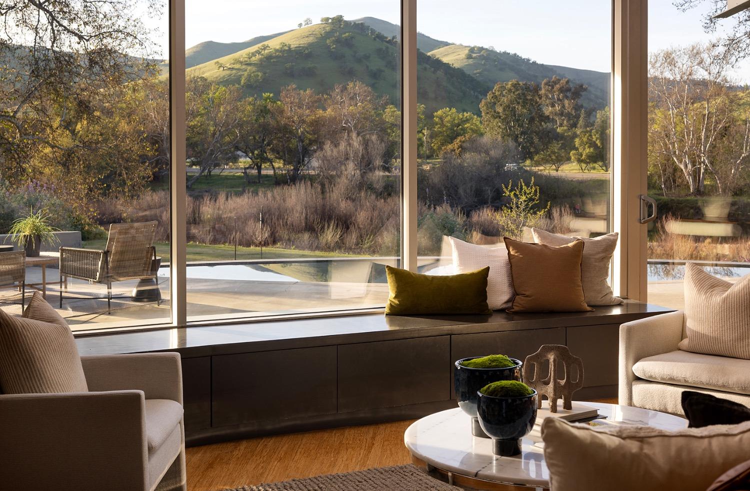 26210 Elwood Road Sanger, CA 93657 - Photo 8 of 36 a living room with furniture