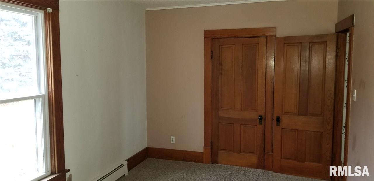 1105 South 54th Street Clinton, IA 52732 - Photo 7 of 14 Gallery Image 7