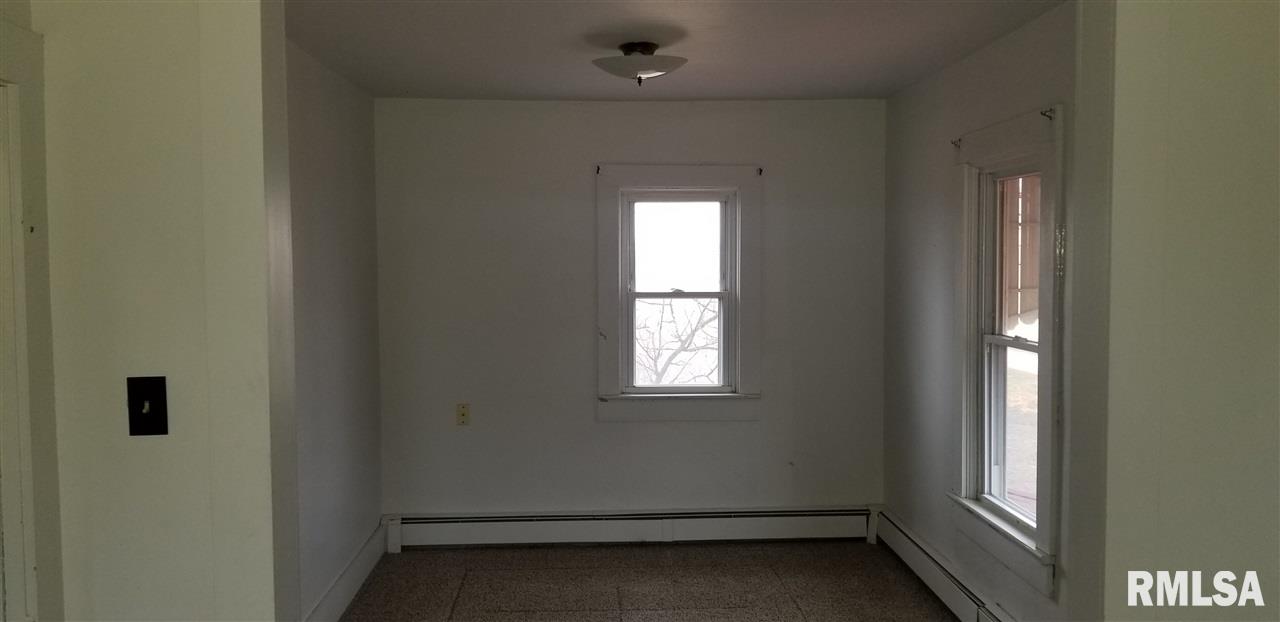 1105 South 54th Street Clinton, IA 52732 - Photo 10 of 14 Gallery Image 10